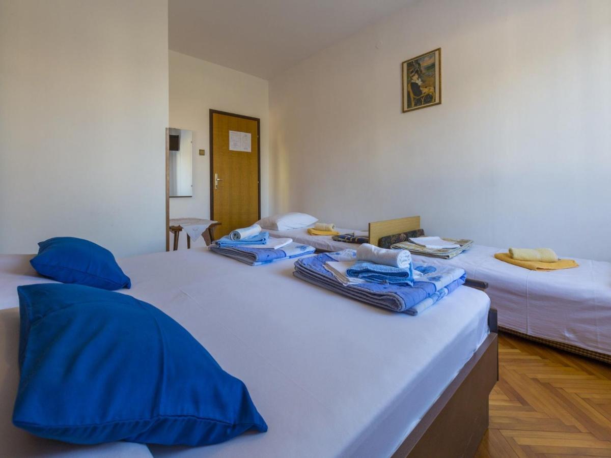 Rooms Zeljka 2 Crikvenica Exterior foto