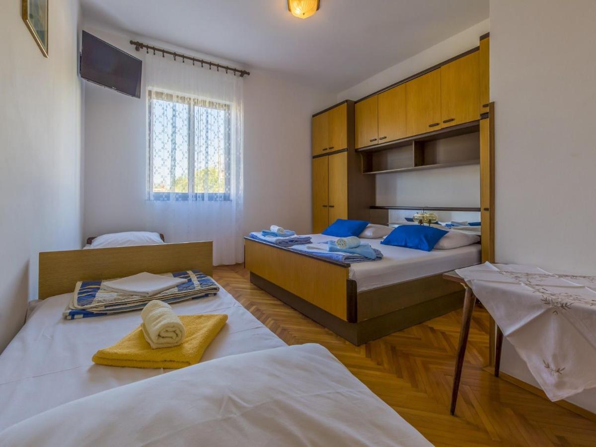 Rooms Zeljka 2 Crikvenica Exterior foto